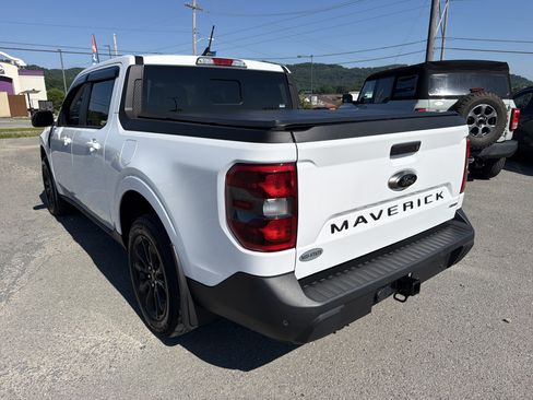 Used 2024 Ford Maverick Lariat w/ Black Appearance Package AWD/4WD image 6