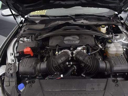 Used 2025 Ford Mustang GT Premium RWD image 9