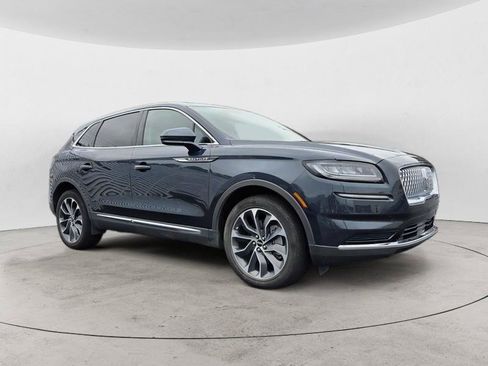 Used 2023 Lincoln Nautilus Reserve w/ Cargo Utility Package FWD image 1