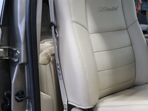 Used 2002 Ford Excursion Limited image 71