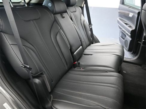 Used 2024 Genesis GV80 2.5T image 19