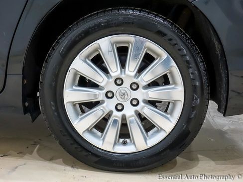 Used 2016 Toyota Sienna XLE w/ XLE Navigation Package AWD/4WD image 12
