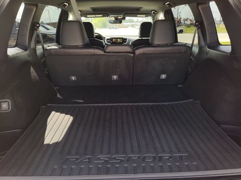 Certified 2019 Honda Passport Touring image 9