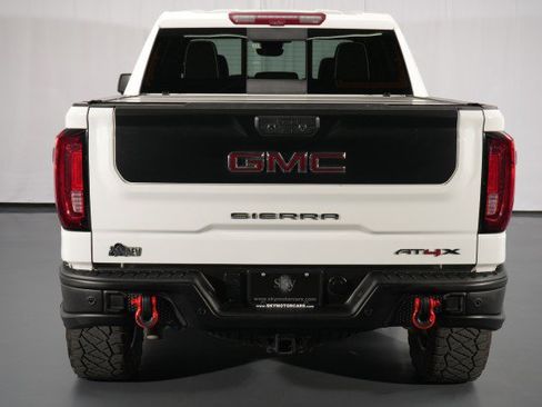 Used 2024 GMC Sierra 1500 AT4X w/ AT4X AEV Edition AWD/4WD image 12