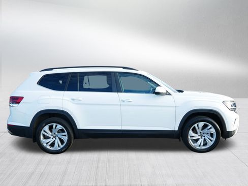 Certified 2023 Volkswagen Atlas SE image 8