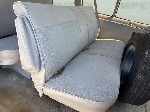 Used 1992 GMC G3500 Rally RWD image 27