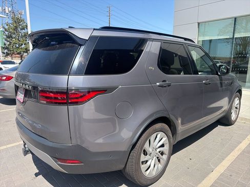 Used 2021 Land Rover Discovery S AWD/4WD image 8