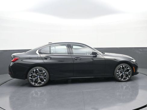 New 2026 BMW 330i xDrive Sedan w/ Premium Package AWD/4WD image 8