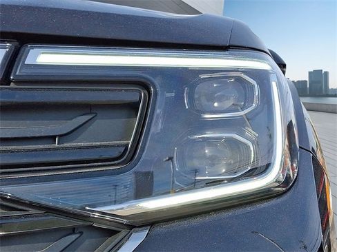 Used 2024 Volkswagen Atlas SEL Premium R-Line image 8