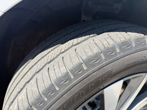 Used 2024 Chevrolet Equinox LT w/ LPO, Floor Liner Package AWD/4WD image 15