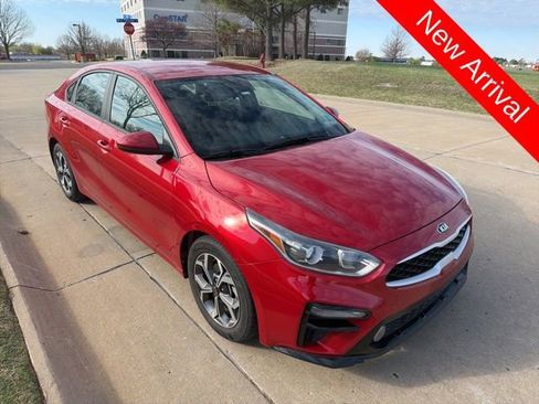 Used 2021 Kia Forte LXS image 1