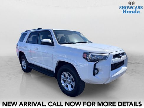 Used 2019 Toyota 4Runner SR5 AWD/4WD image 6