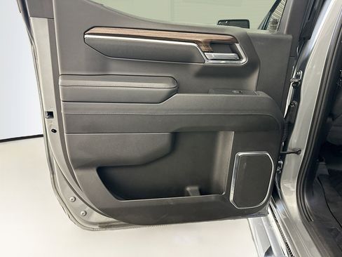 Used 2023 Chevrolet Silverado 1500 LT image 27