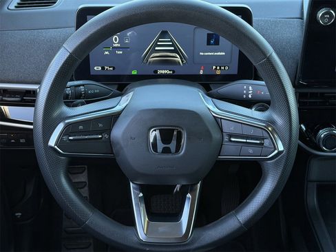 Used 2024 Honda Prologue EX image 12