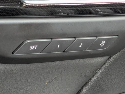 Certified 2023 Buick Envision Essence FWD image 22
