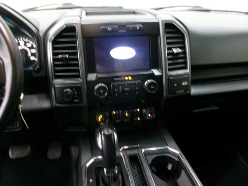 Used 2019 Ford F150 XLT w/ Equipment Group 302A Luxury AWD/4WD image 34
