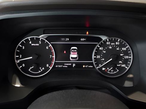 Used 2023 Nissan Rogue SL w/ SL Premium Package image 15