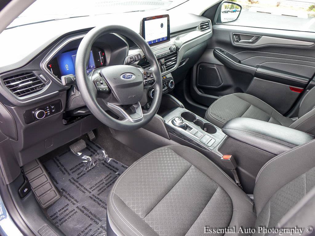Used 2025 Ford Escape Active FWD image 12