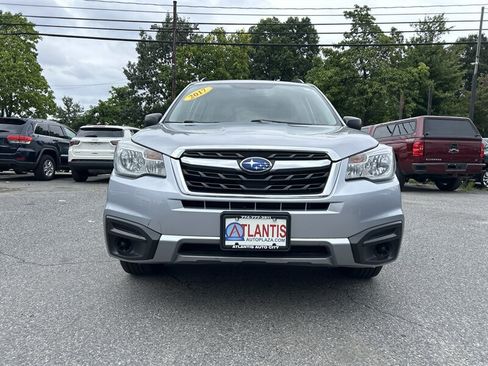 Used 2017 Subaru Forester 2.5i w/ Alloy Wheel Package AWD/4WD image 2