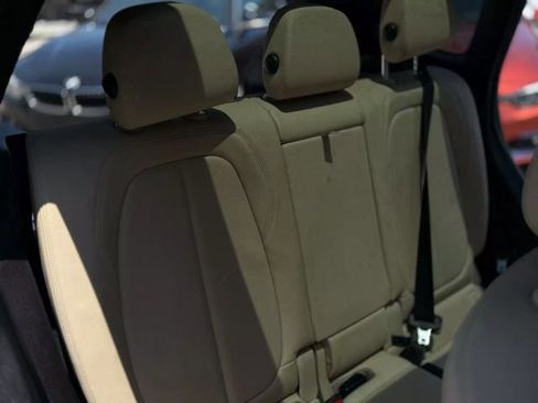 Used 2017 BMW X1 xDrive28i image 32