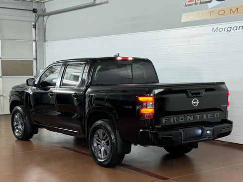 Used 2025 Nissan Frontier SV w/ SV Convenience Package image 6