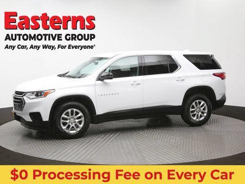 Used 2021 Chevrolet Traverse LS AWD/4WD image 57