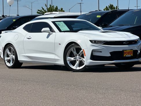 Used 2022 Chevrolet Camaro SS RWD image 2