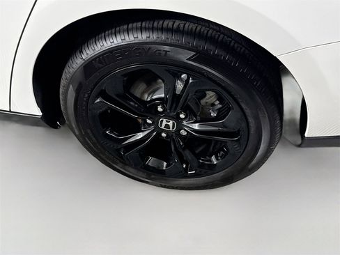 Used 2025 Honda Accord SE image 25