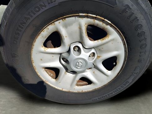 Used 2014 Toyota Tundra SR image 30