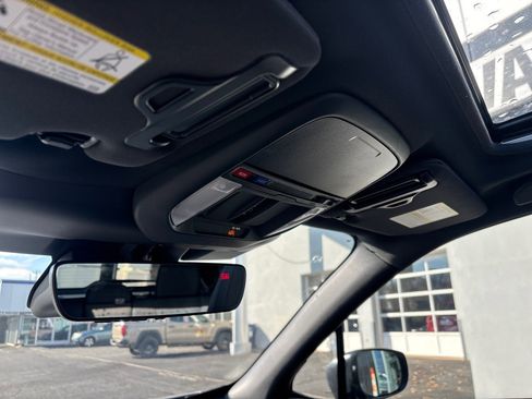 New 2026 Subaru Forester Premium image 27
