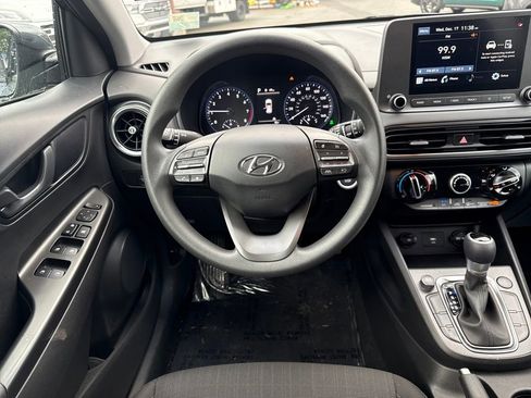 Used 2023 Hyundai Kona SEL image 18