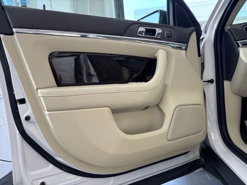 Used 2015 Lincoln MKS AWD w/ Equipment Group 101A image 10