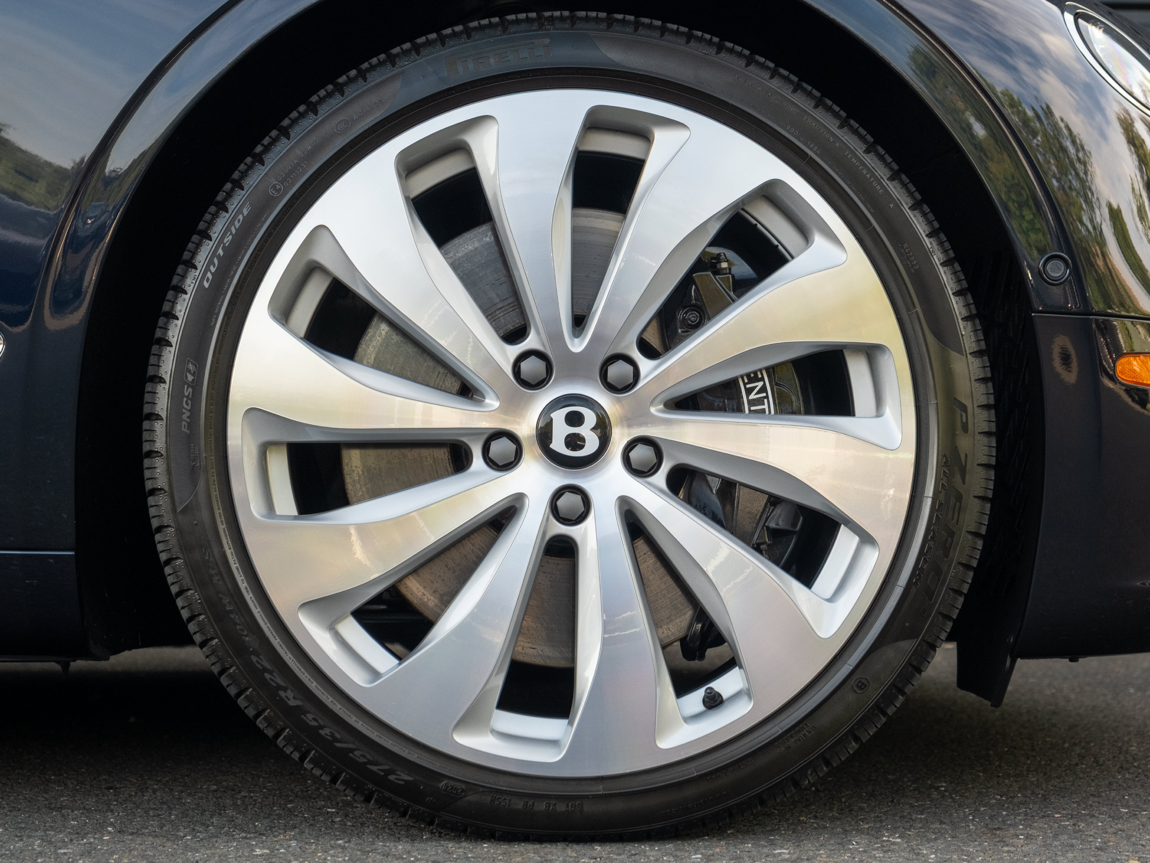 Used 2024 Bentley Continental GT AWD/4WD image 15
