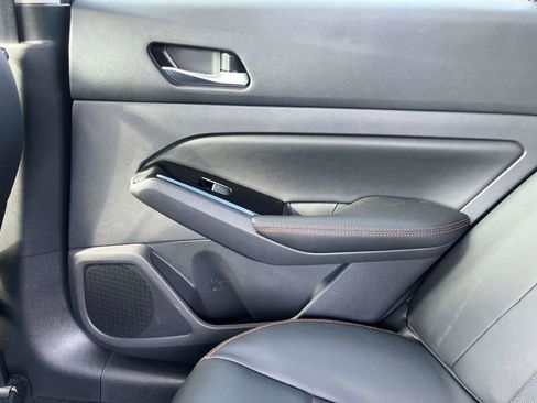 Used 2024 Nissan Altima 2.5 SR image 15