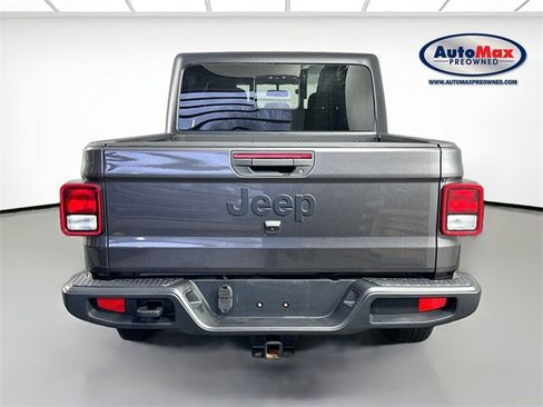 Used 2021 Jeep Gladiator Sport image 7
