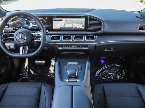 New 2025 Mercedes-Benz GLS 450 4MATIC image 12