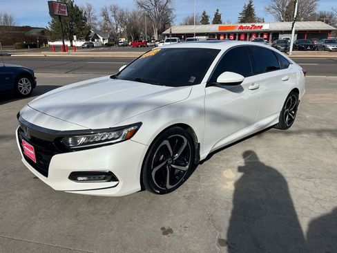 Used 2019 Honda Accord Sport image 7