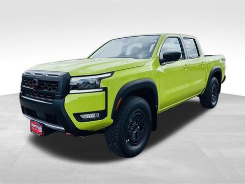 New 2026 Nissan Frontier PRO-4X w/ Pro-4x Convenience Package AWD/4WD image 3