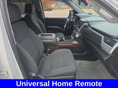 Used 2017 GMC Yukon SLE w/ HD Trailering Package image 10