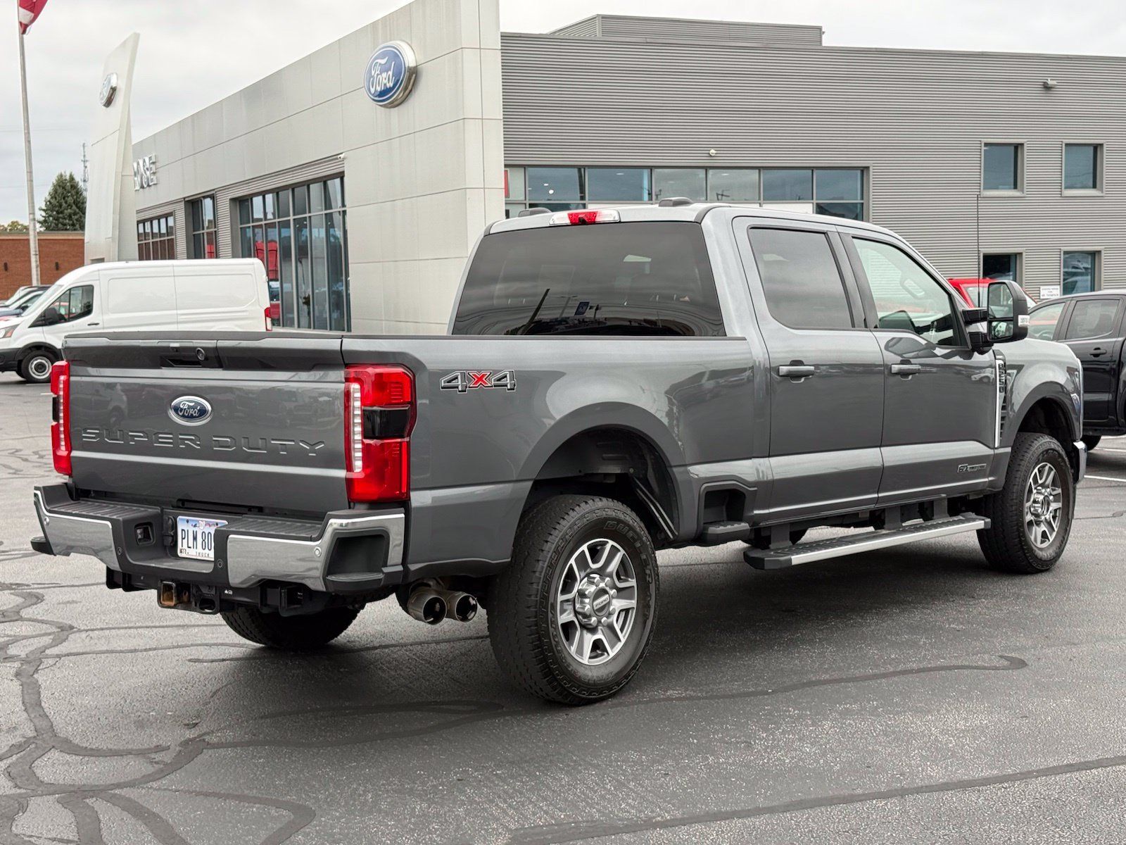 Used 2026 Ford F250 Lariat AWD/4WD image 4