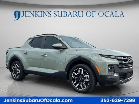 Used 2025 Hyundai Santa Cruz Limited AWD/4WD image 1