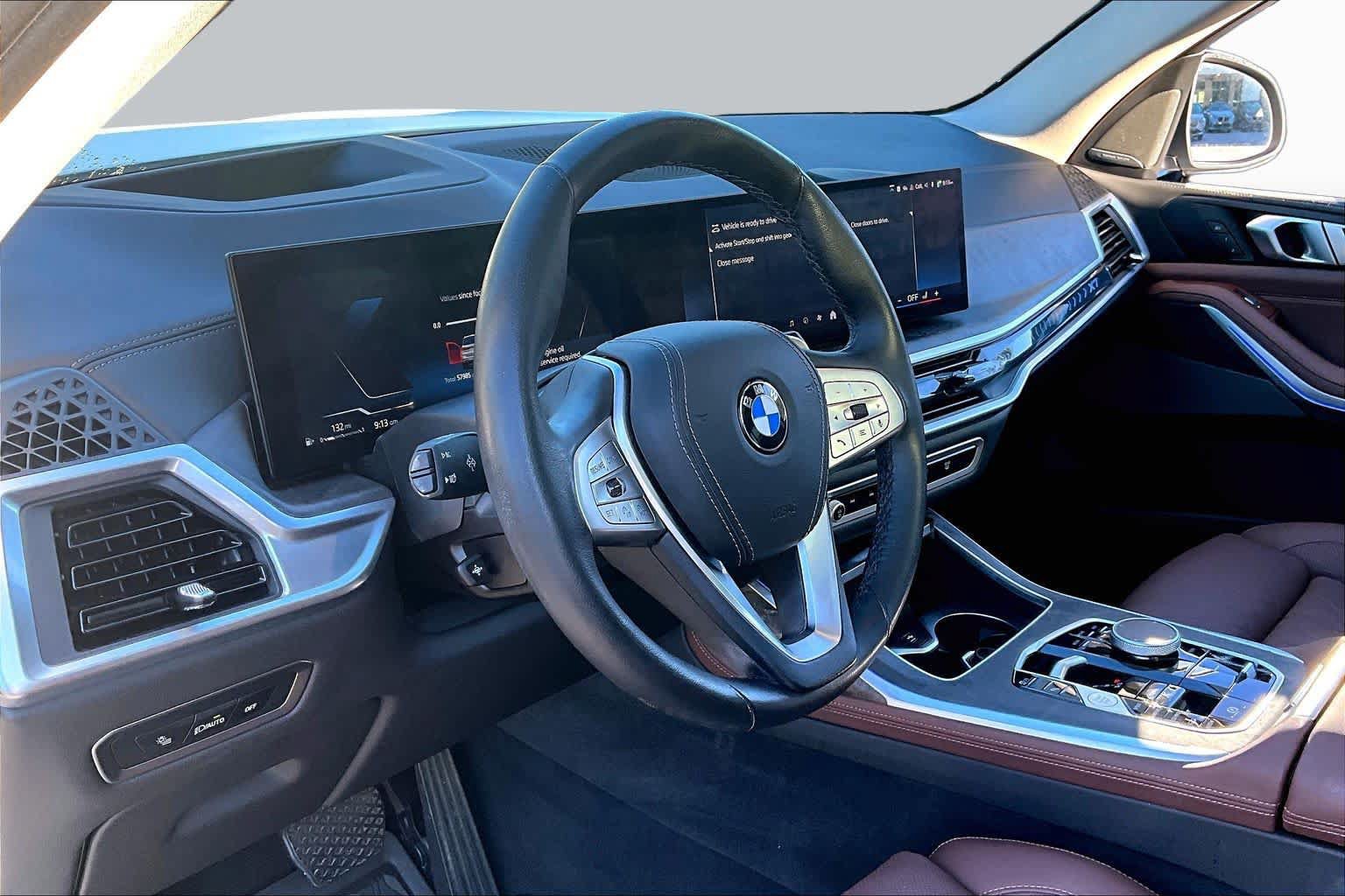 Used 2025 BMW X7 xDrive40i w/ Premium Package AWD/4WD image 18