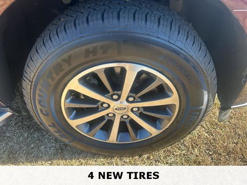 Used 2020 Ford Expedition Max XLT w/ Equipment Group 202A image 33