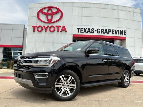 Used 2024 Ford Expedition Max Limited AWD/4WD image 2