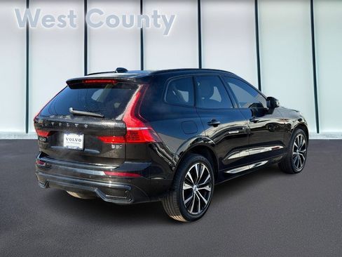 Certified 2023 Volvo XC60 B5 Plus w/ Climate Package image 4