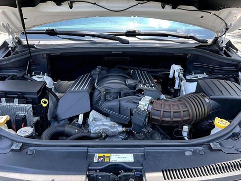Certified 2018 Jeep Grand Cherokee SRT AWD/4WD image 37