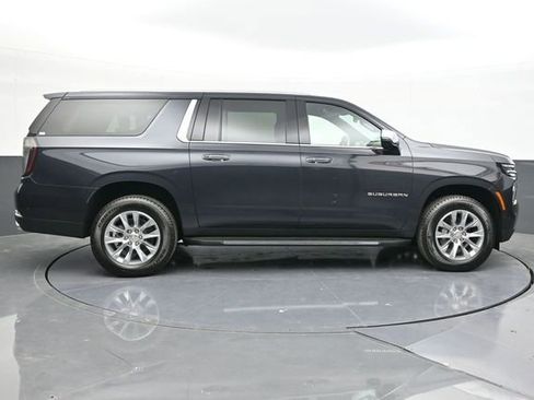 New 2025 Chevrolet Suburban Premier w/ Sun And Tow Package image 18