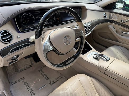 Used 2016 Mercedes-Benz S 550 Sedan image 28