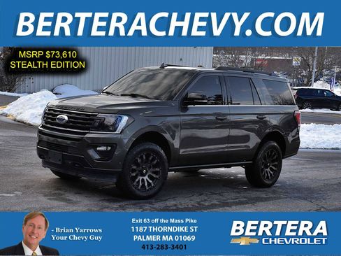 Used 2021 Ford Expedition Limited image 1