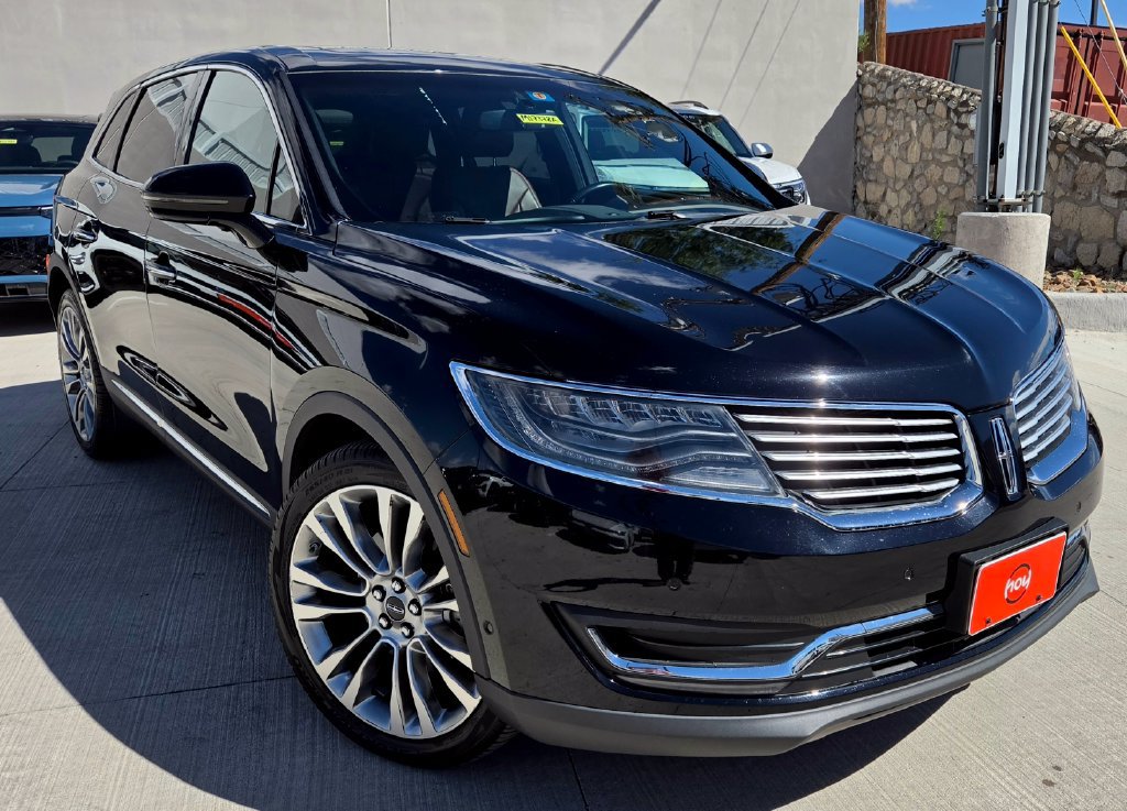 Used 2016 Lincoln MKX Reserve w/ Luxury Package FWD image 1
